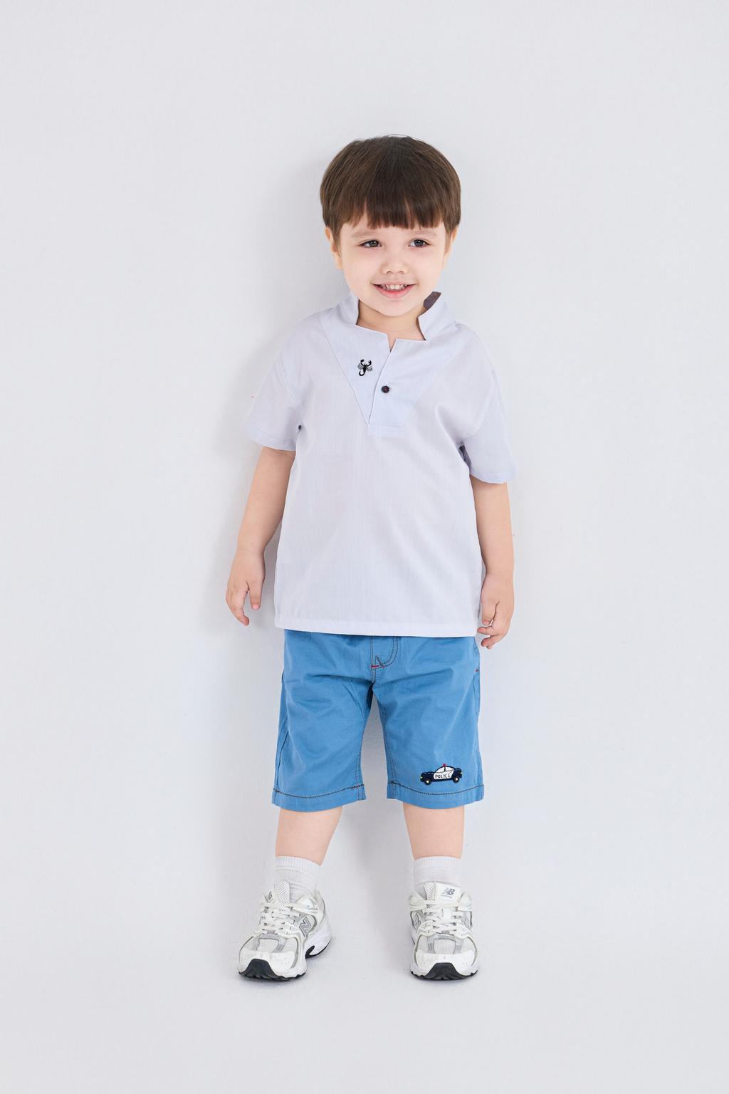 Shirt - Short Sleeve V-Neck 100% Linen Organic